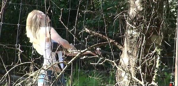  Hunting girl fucked in the woods.1